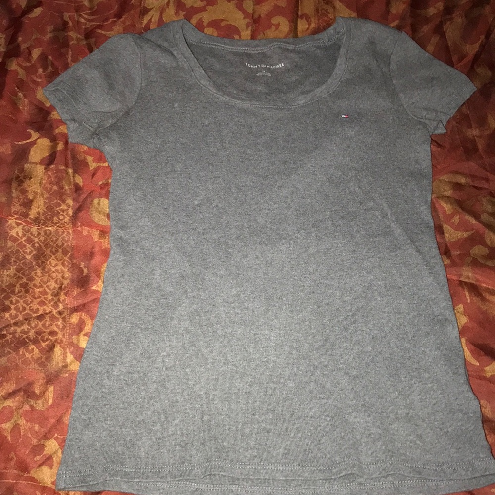 Tommy Hilfiger tee